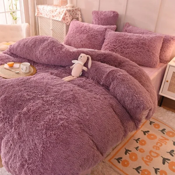 Light Purple Shaggy Bedset - Image 6