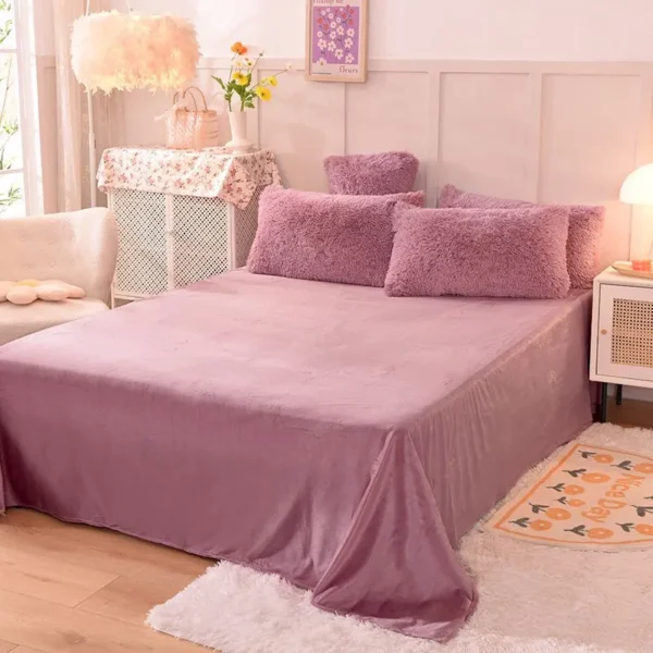 Light Purple Shaggy Bedset - Image 7