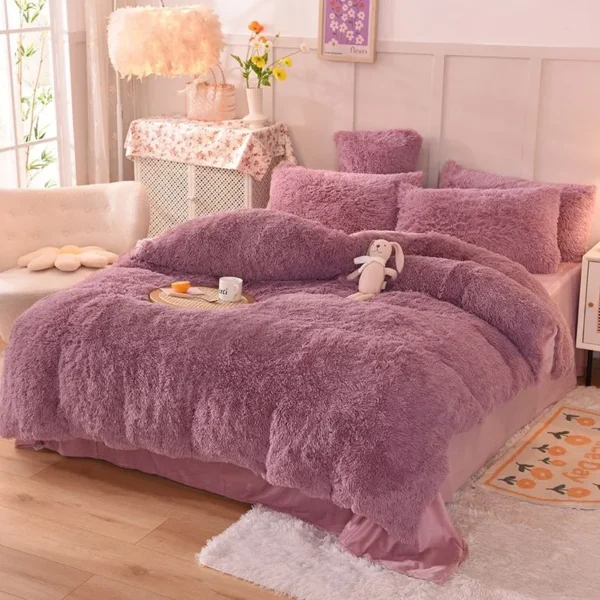 Light Purple Shaggy Bedset - Image 8