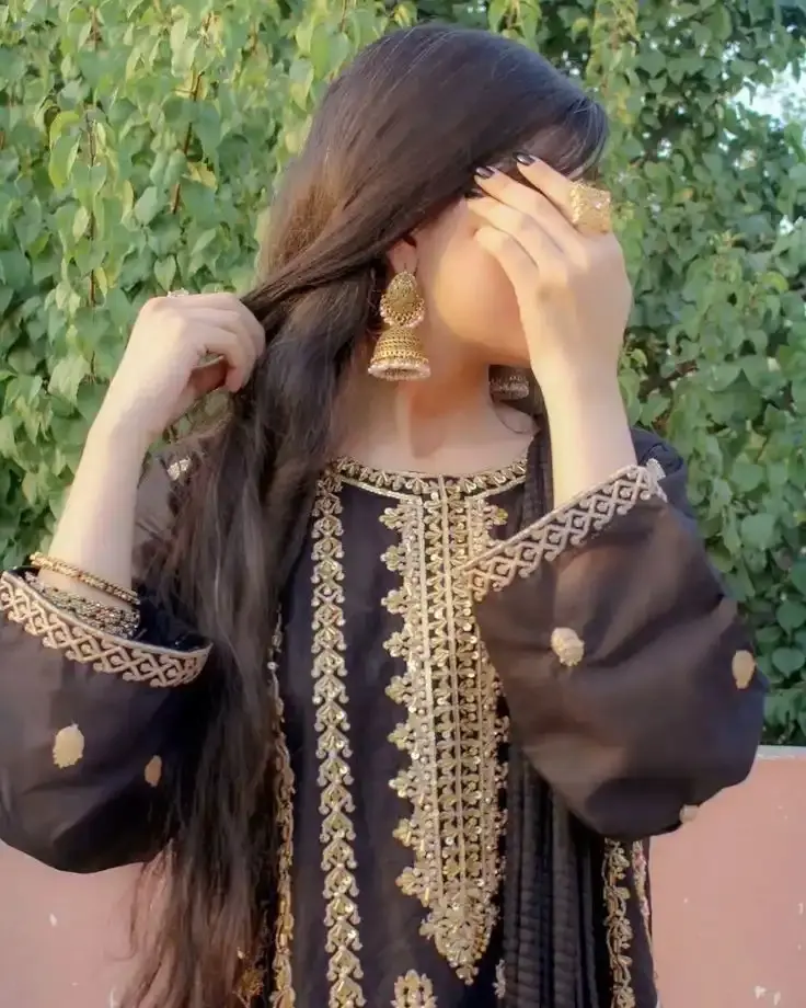 Hamna Akram